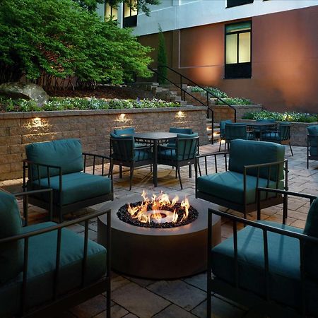 Hilton Garden Inn Atlanta-Buckhead Exterior photo